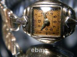 1935 Vintage Swiss Stetson Ultra Light 17 Jewel Mechanical Wind Watch. Warranty