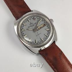 Jaeger-LeCoultre Club Gray Dial Day Date Function Automatic Movement Men's Watch