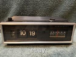Vintage 1970 Panasonic RC-7021 Lighted AM/FM Alarm Maywood REFURBISHED