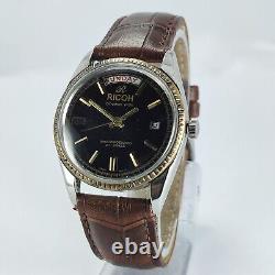 Vintage Ricoh Dynamic Wide Black Dial DateDay Protected 21Jewels Automatic Watch