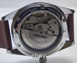 Montre-bracelet pour hommes Jaeger LeCoultre Club 2066 automatique suisse vintage 21 J D/D